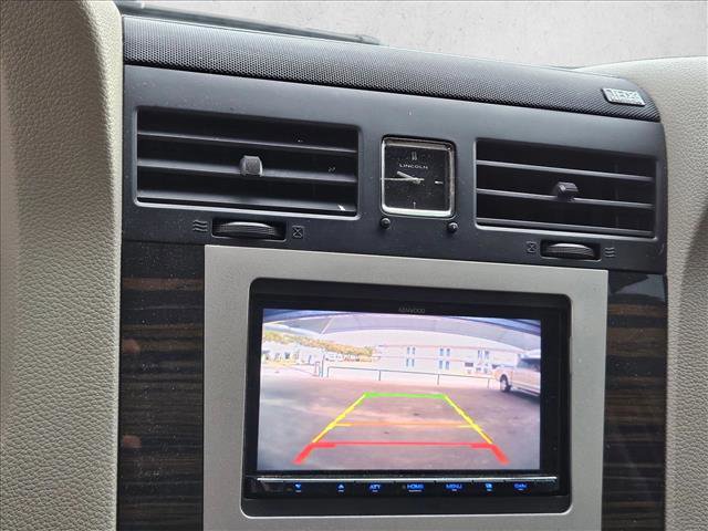 Used 2008 Lincoln Navigator image 14