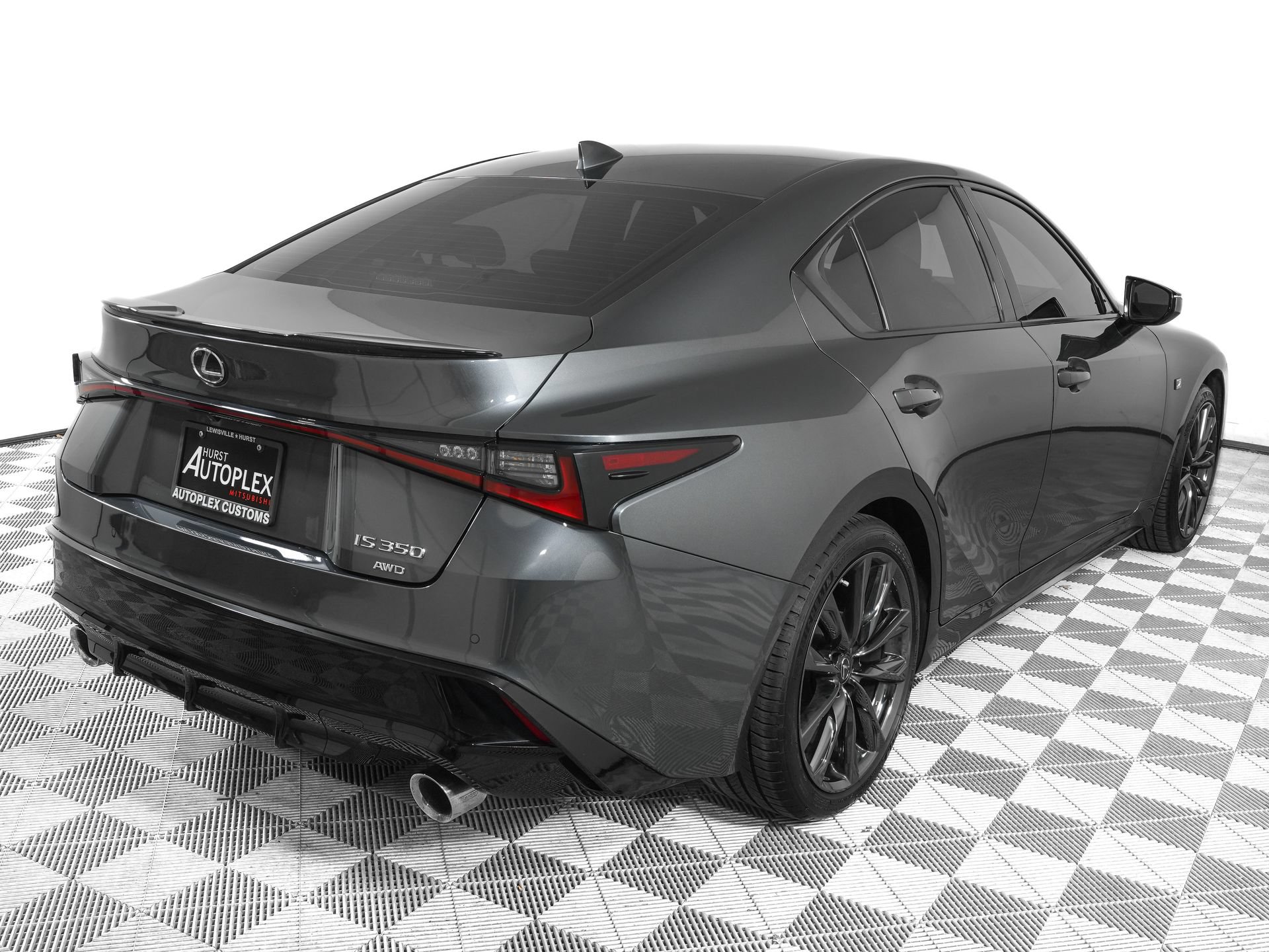 Used 2022 Lexus IS 350 F Sport AWD/4WD image 4
