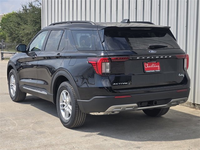 New 2025 Ford Explorer Active w/ Active Comfort Package image 6
