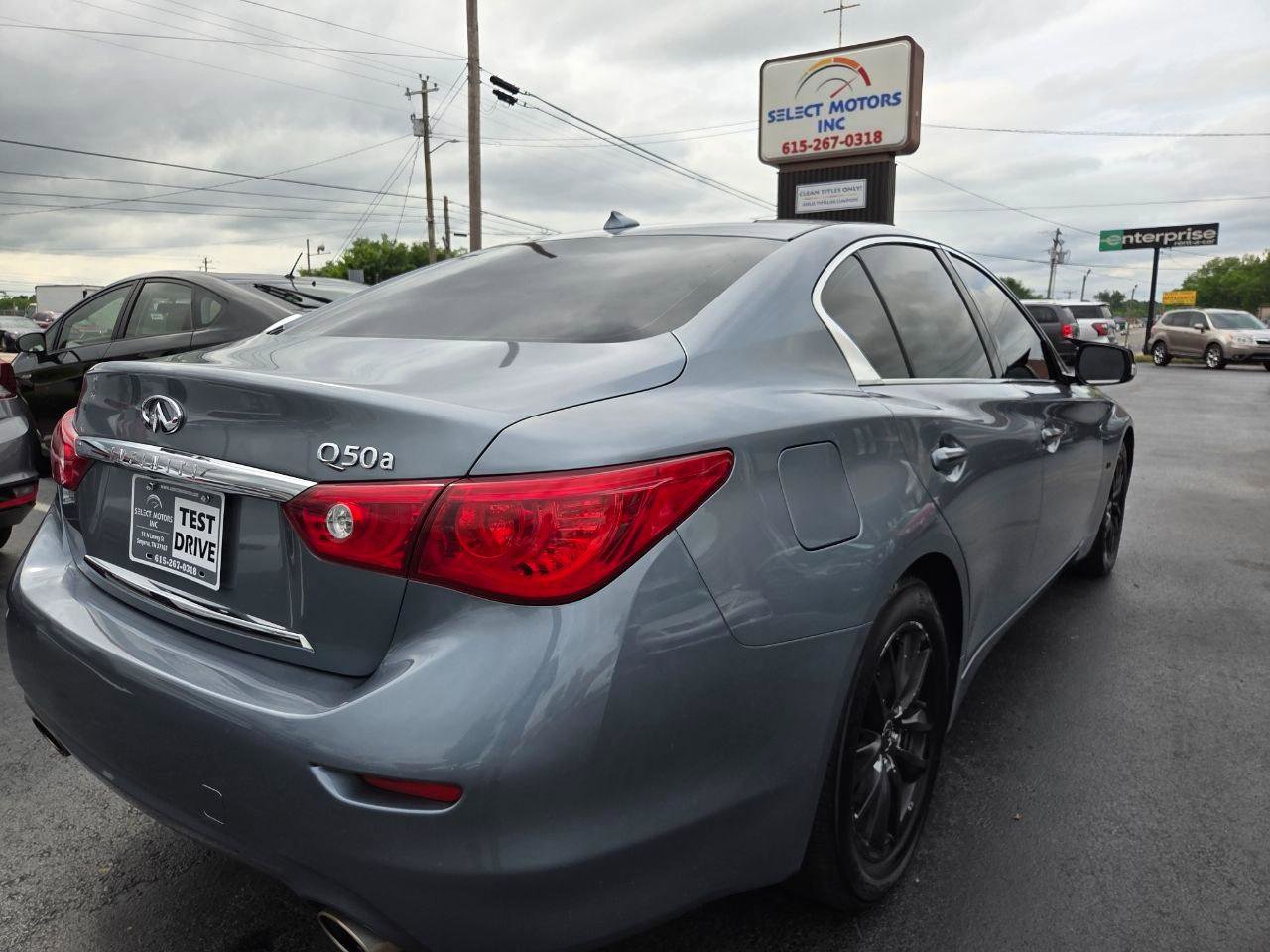 Used 2015 INFINITI Q50 w/ Moonroof Package RWD image 5