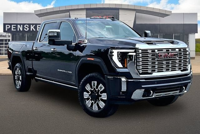 Certified 2025 GMC Sierra 3500 Denali w/ Denali Reserve Package AWD/4WD image 10