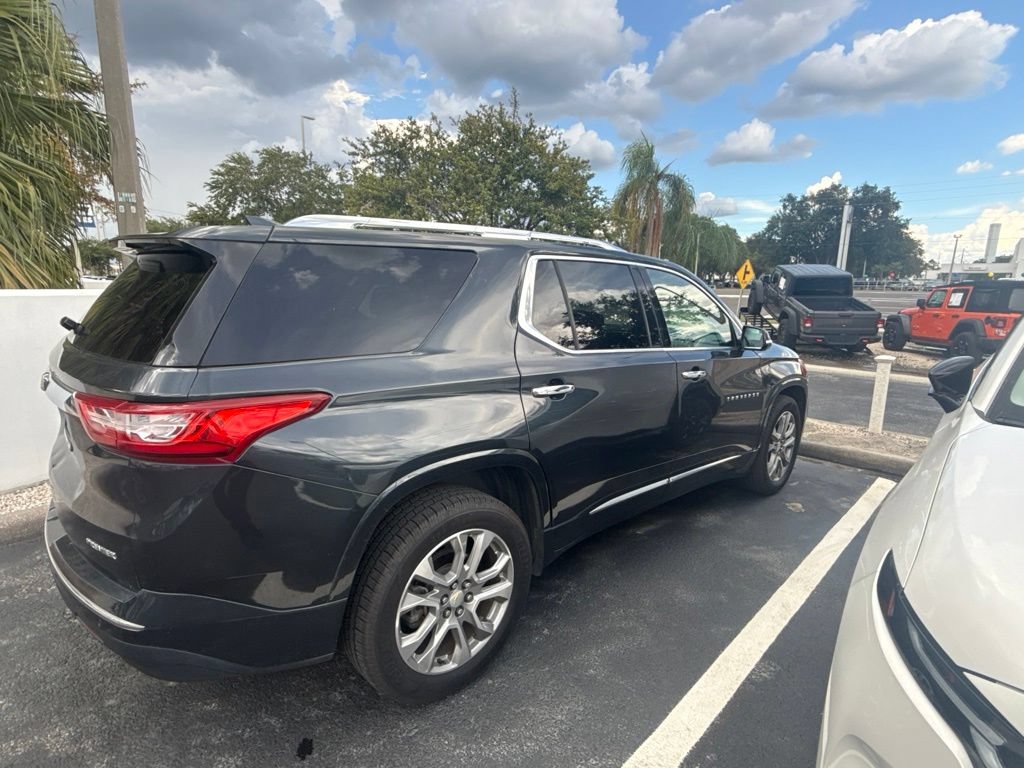 Used 2020 Chevrolet Traverse Premier FWD image 15