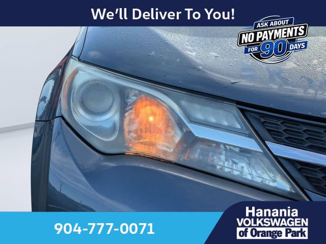 Used 2014 Toyota RAV4 LE FWD image 9