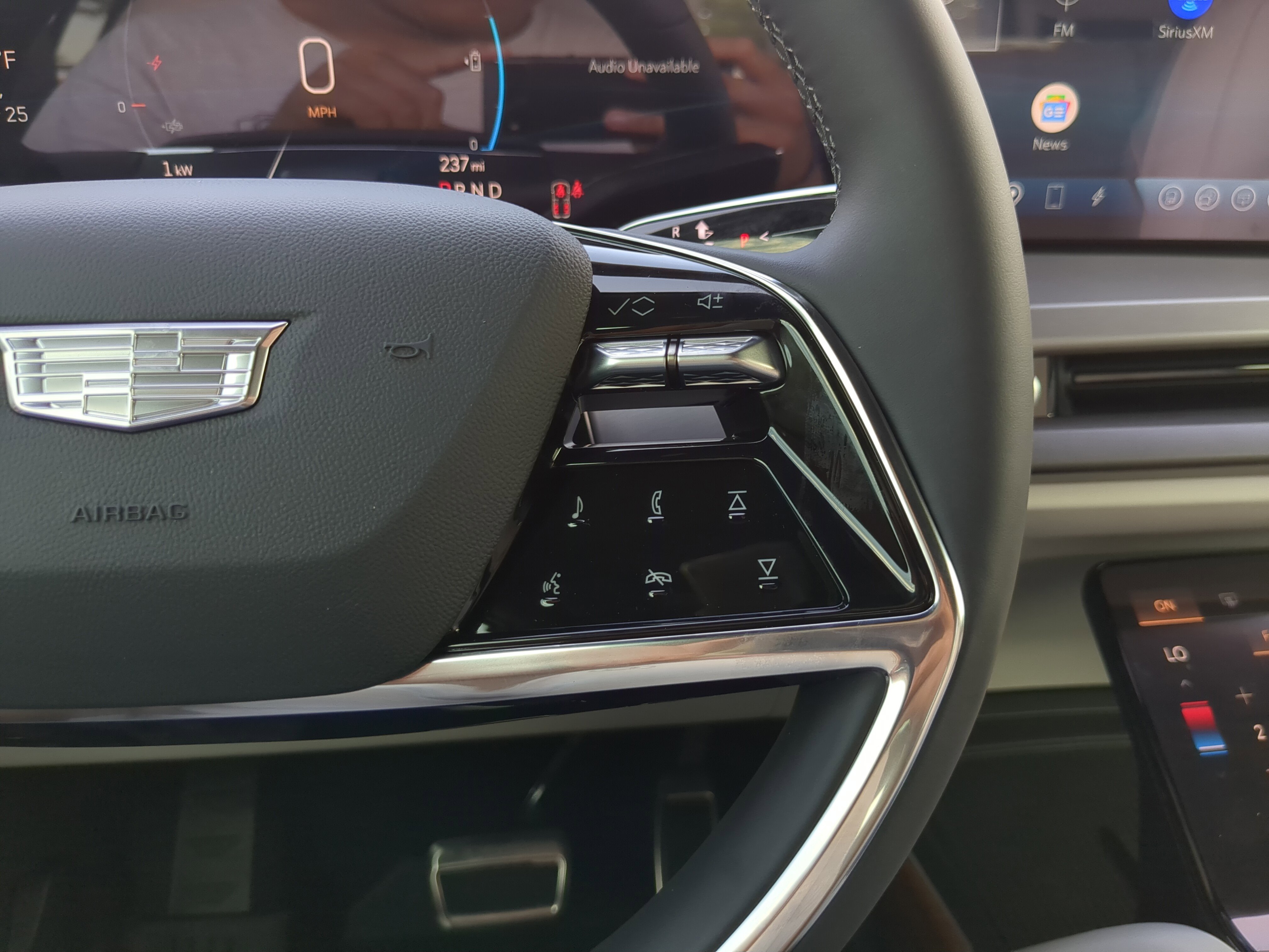 New 2026 Cadillac Vistiq Sport w/ LPO, Floor Liner Package image 33