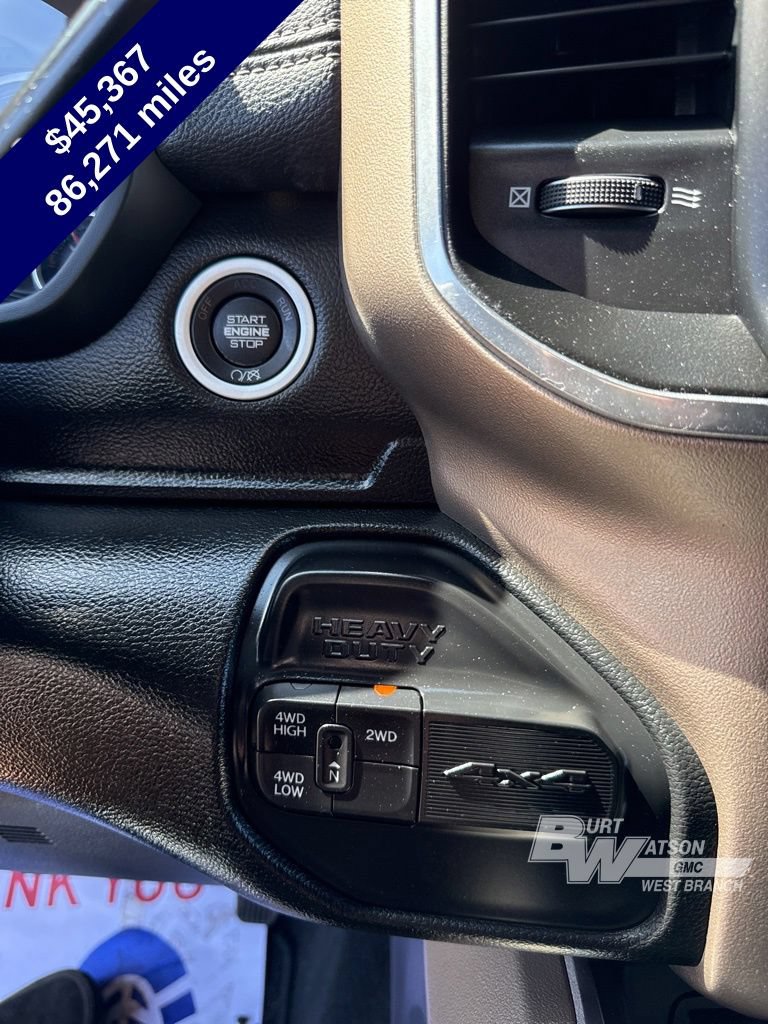 Used 2019 RAM 2500 Laramie w/ Black Appearance Package AWD/4WD image 27
