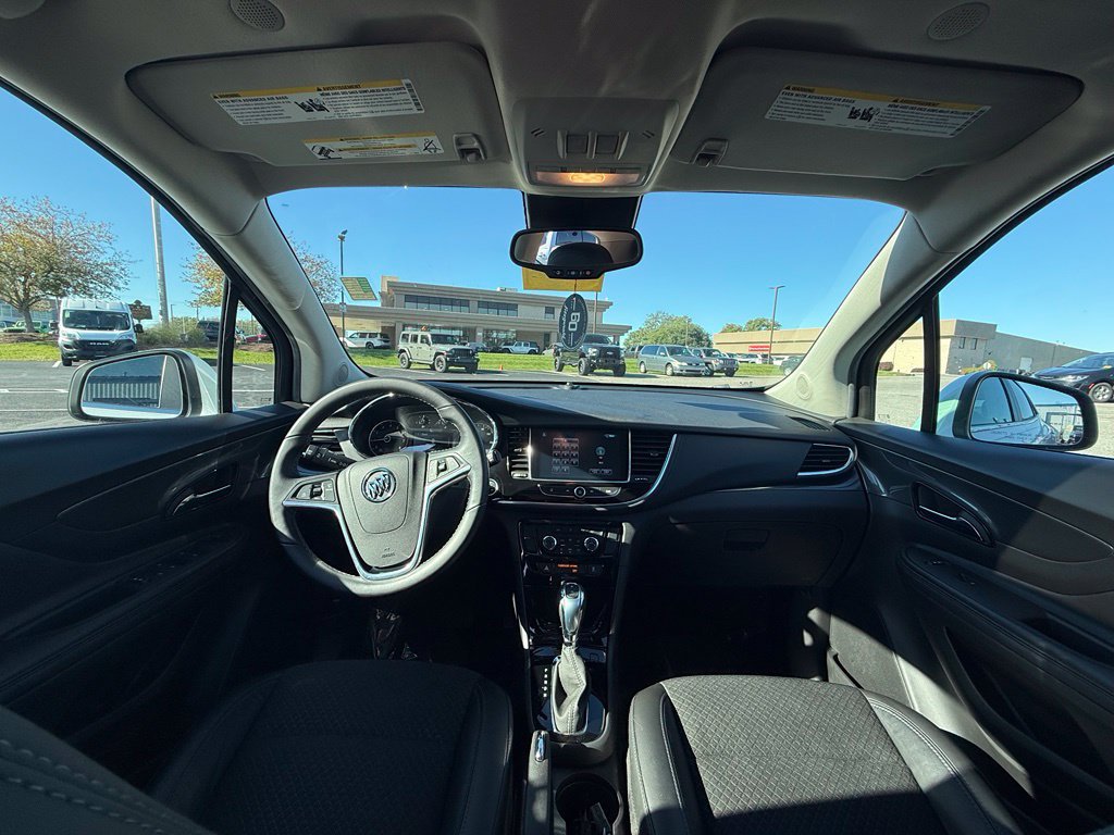 Used 2017 Buick Encore Preferred w/ Experience Buick Package FWD image 18
