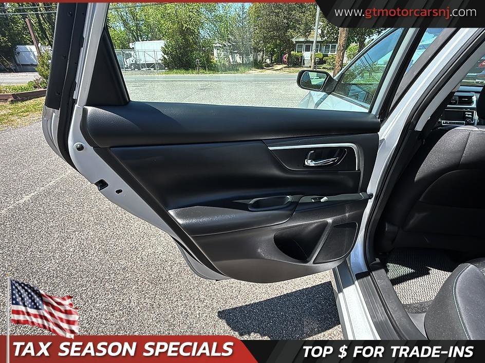 Used 2017 Nissan Altima 2.5 SR FWD image 28