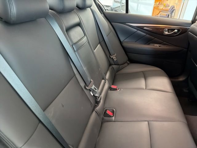 Used 2019 INFINITI Q50 Luxe w/ Essential Package (3.0T Luxe) image 29