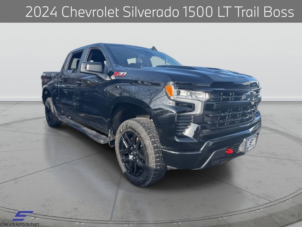 Used 2024 Chevrolet Silverado 1500 LT Trail Boss w/ Convenience Package II image 1