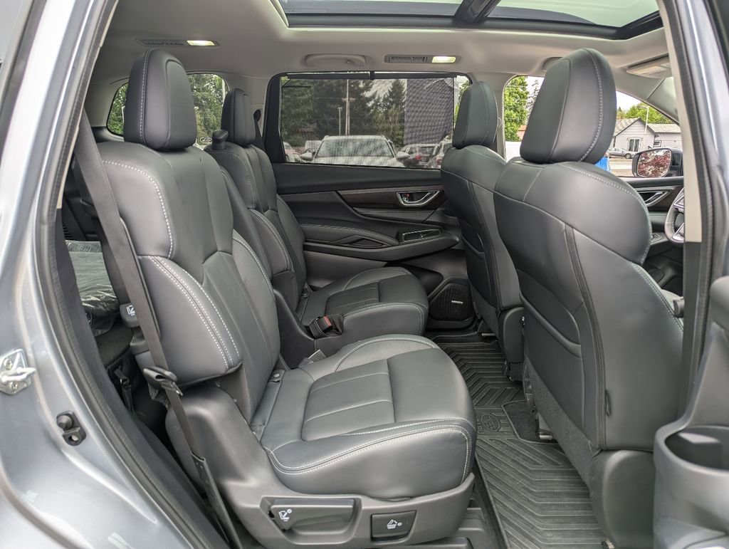 Used 2023 Subaru Ascent Touring AWD/4WD image 41