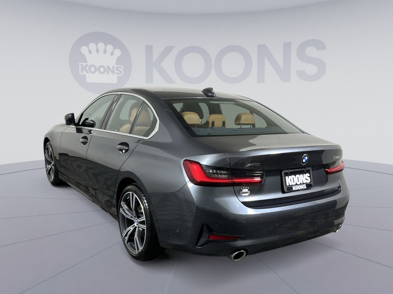 Used 2020 BMW 330i xDrive 330i xDrive w/ Premium Package image 4