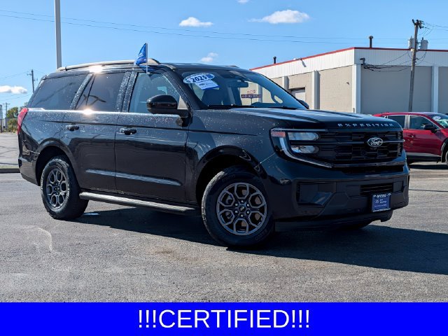 Certified 2025 Ford Expedition Active AWD/4WD image 2