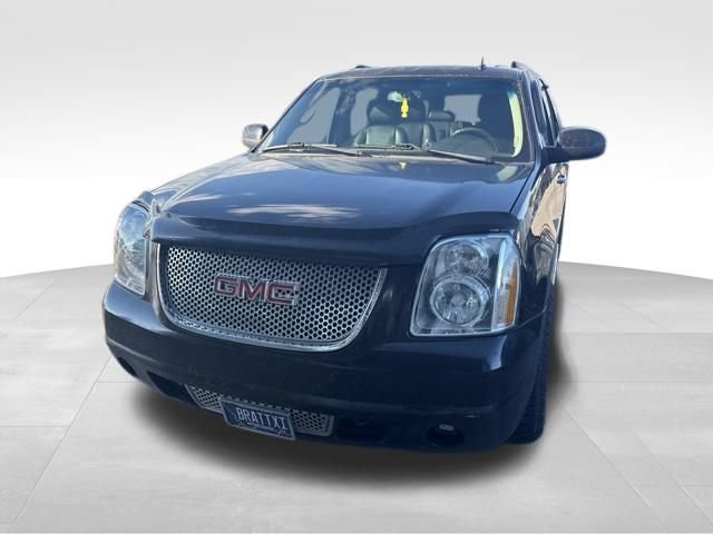 Used 2014 GMC Yukon XL Denali AWD/4WD image 2