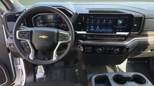 Used 2024 Chevrolet Silverado 2500 LT image 11