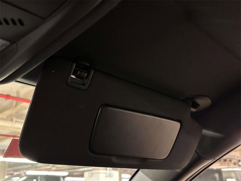 Used 2023 Chevrolet Equinox RS w/ RS Leather Package image 31