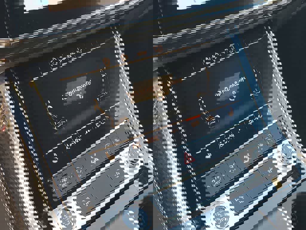 Used 2025 Audi Q7 Premium Plus image 28