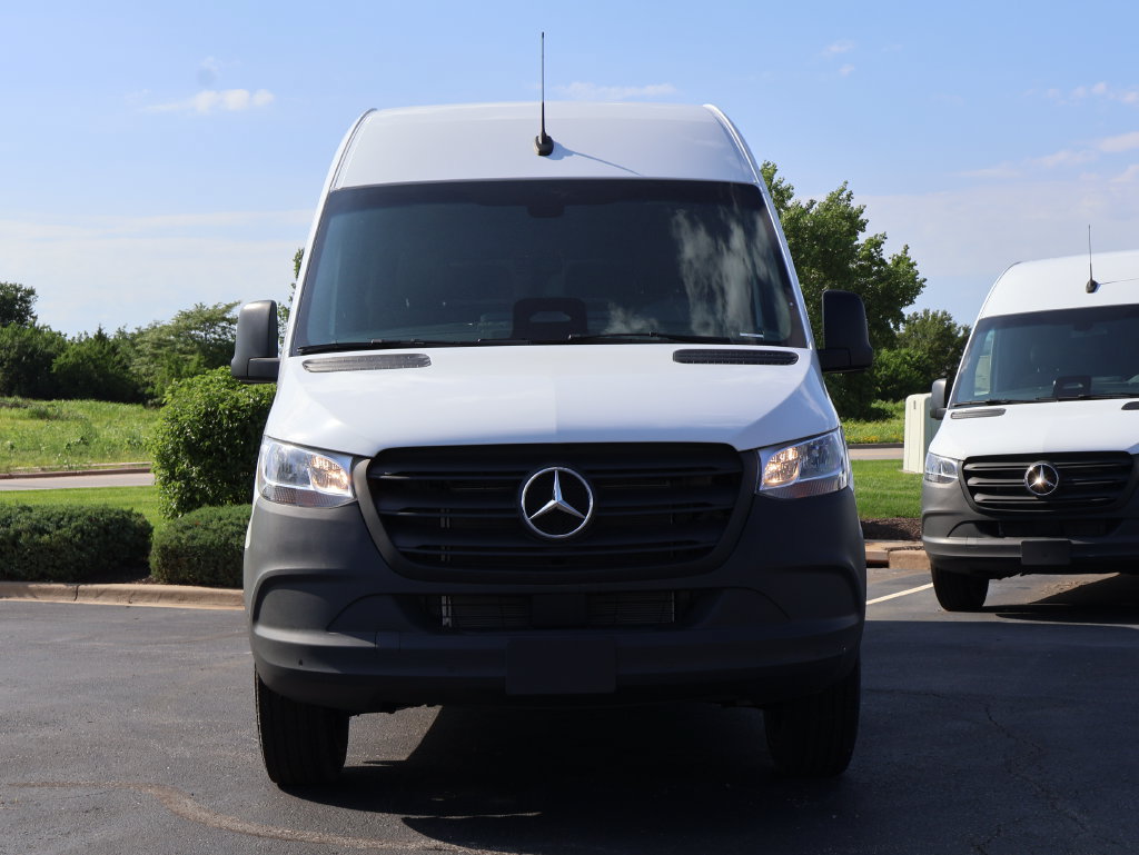 New 2026 Mercedes-Benz Sprinter 2500 image 2