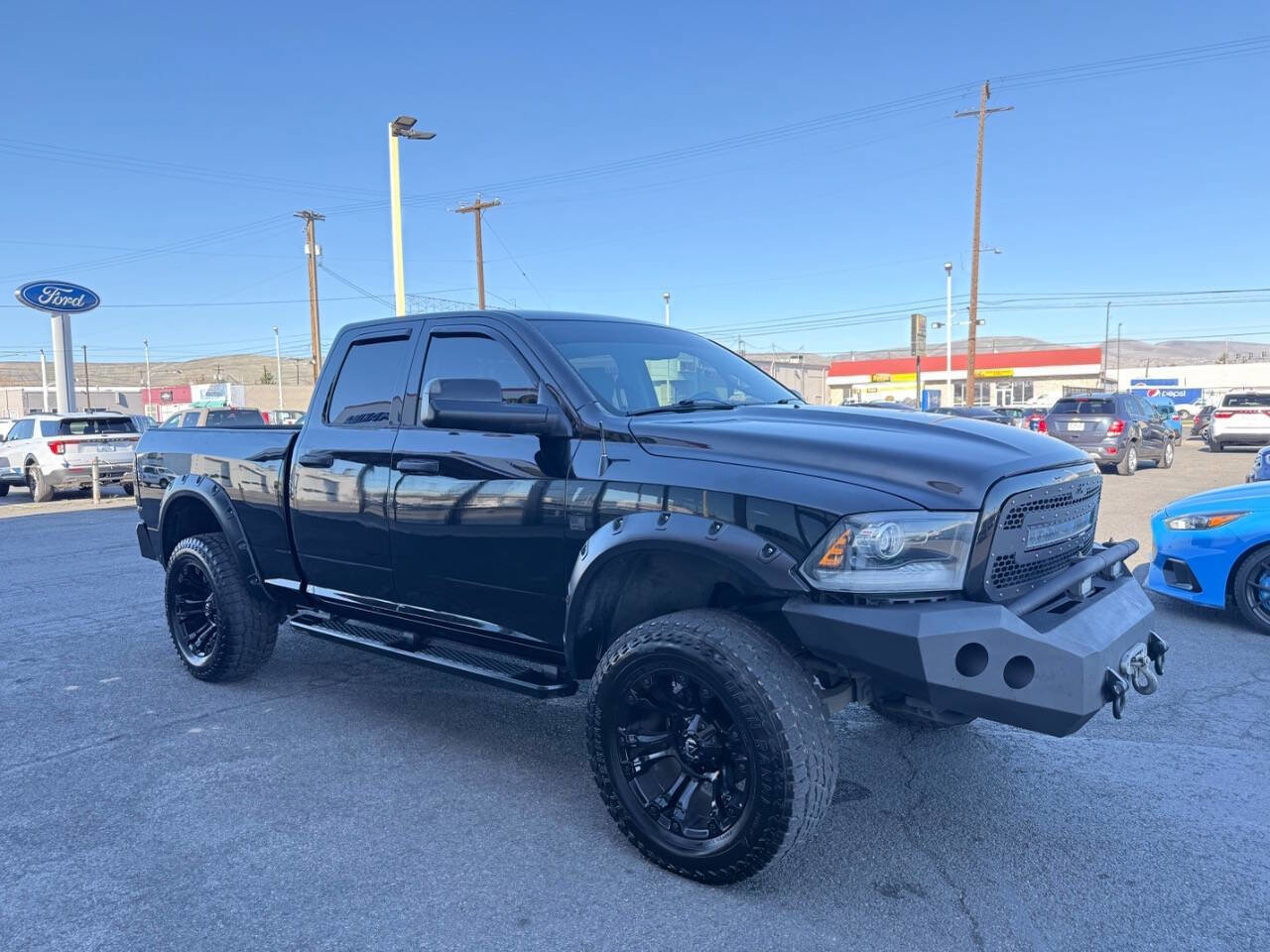 Used 2015 RAM 1500 Express w/ Black Ram 1500 Express Group RWD image 3