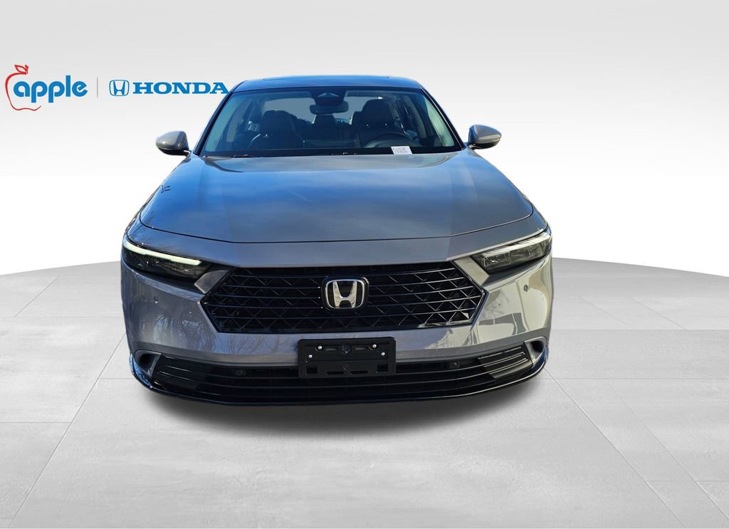 Used 2025 Honda Accord EX-L image 2