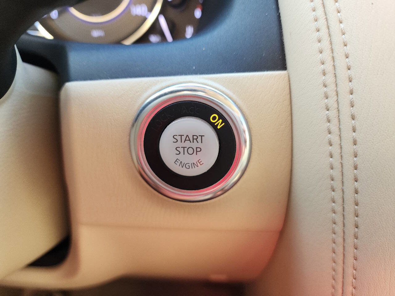 Used 2012 INFINITI QX56 2WD w/ Theater Pkg image 23