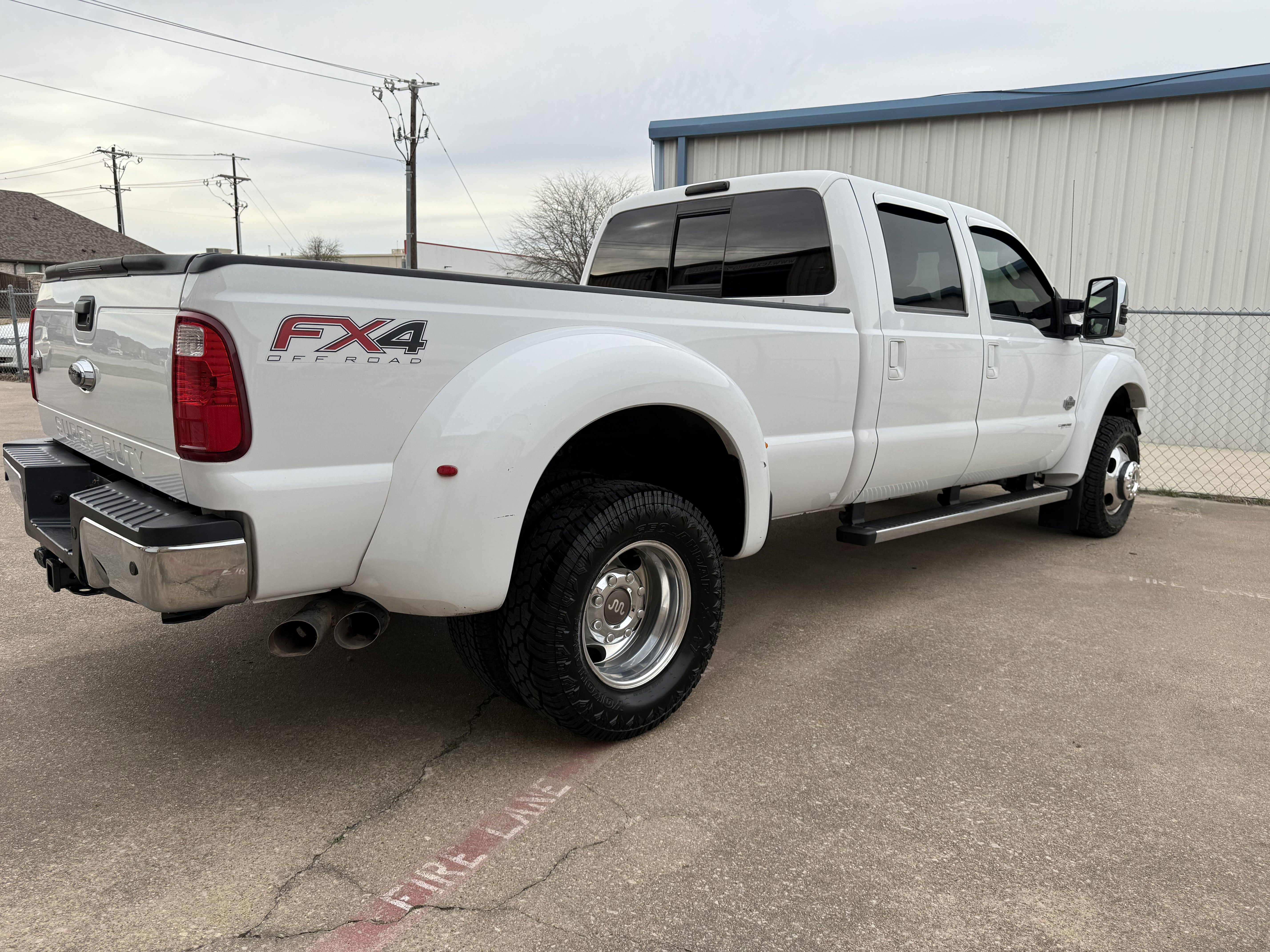 Used 2016 Ford F350 King Ranch w/ King Ranch w/Chrome Package image 5