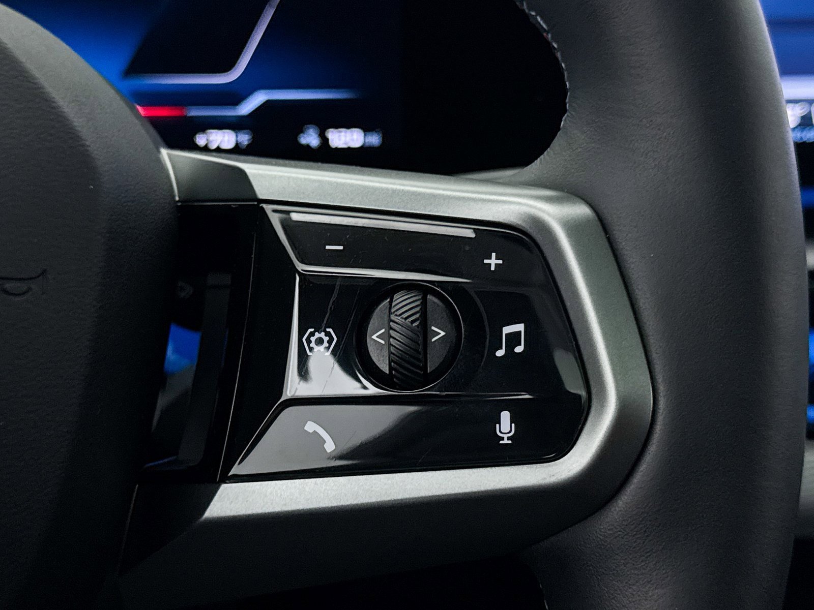 Used 2024 BMW i5 M60 w/ Premium Package image 24