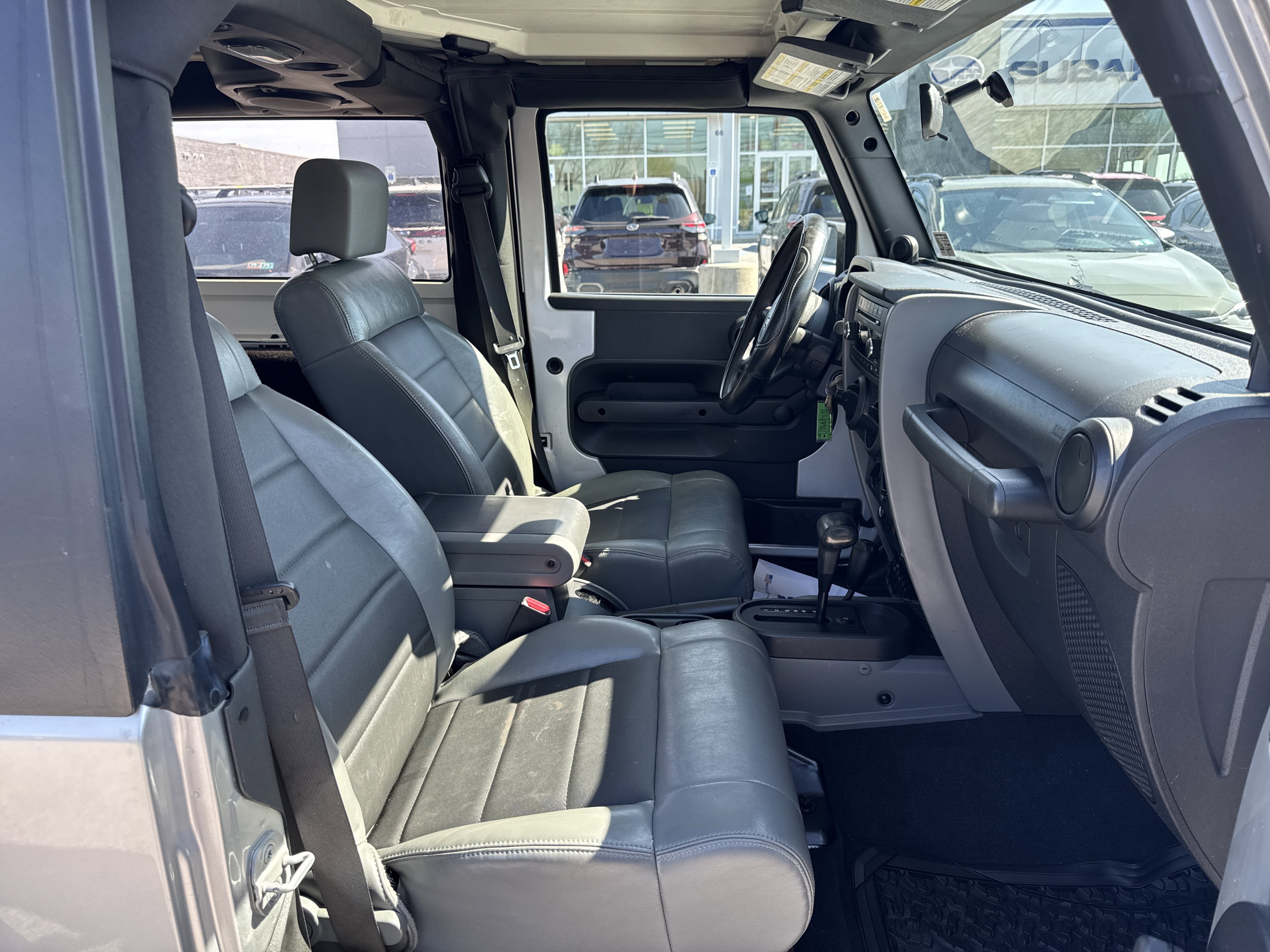 Used 2009 Jeep Wrangler X image 14