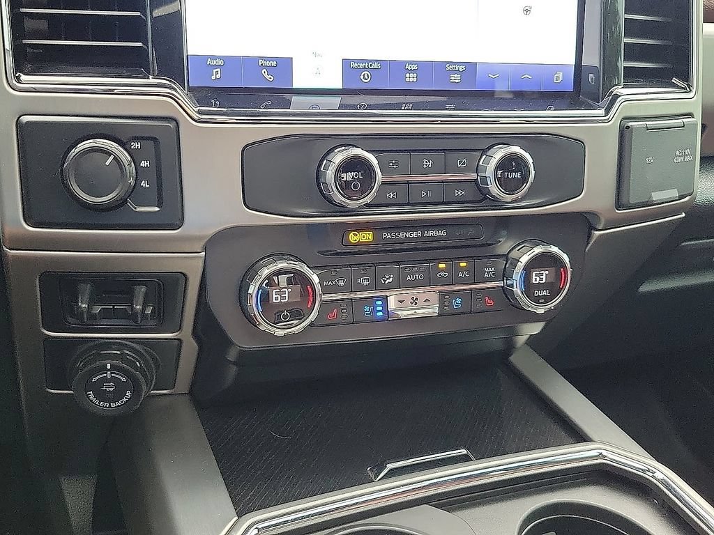 Used 2022 Ford F450 Platinum w/ FX4 Off-Road Package AWD/4WD image 17