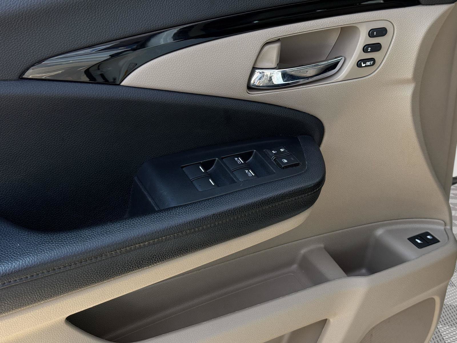 Certified 2021 Honda Pilot Touring image 9