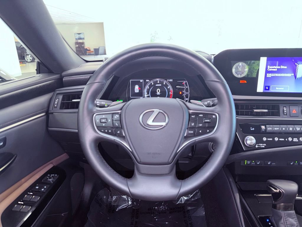 Certified 2024 Lexus ES 350 w/ Premium Package FWD image 17