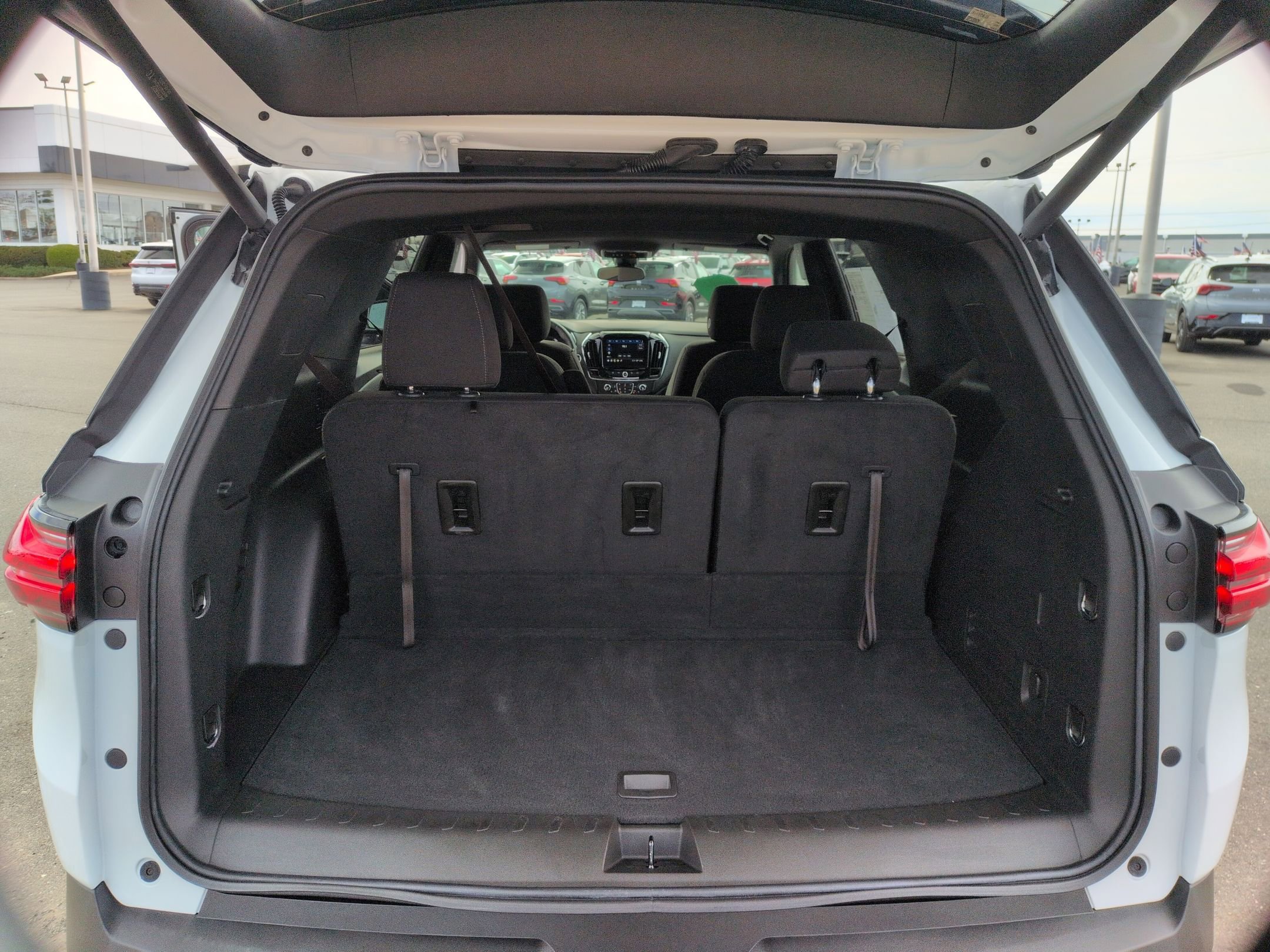 Certified 2023 Chevrolet Traverse LT image 25