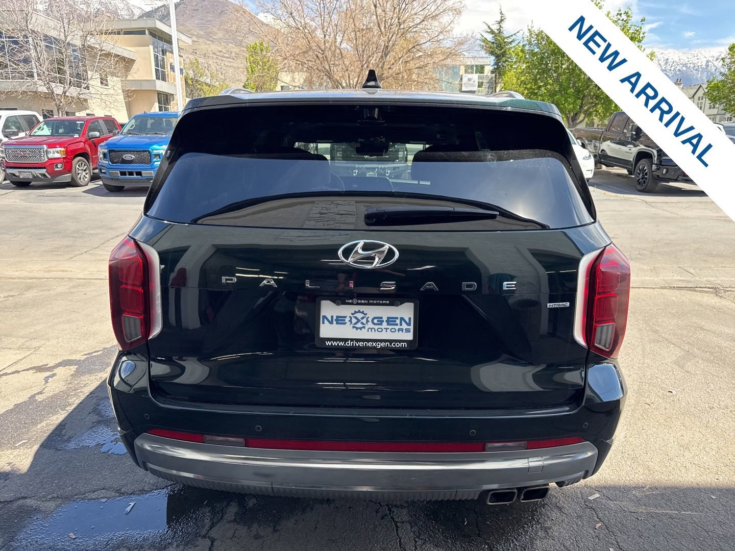 Used 2024 Hyundai Palisade Calligraphy image 6