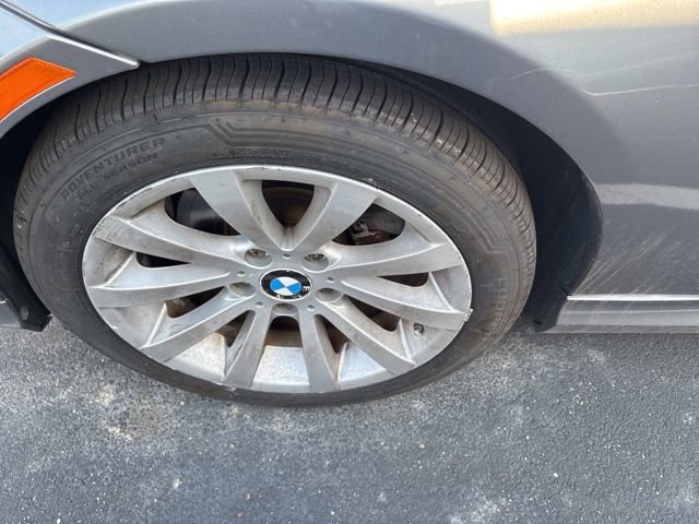 Used 2011 BMW 328i xDrive Sedan image 12