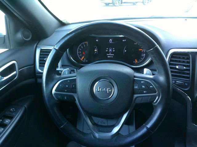 Used 2017 Jeep Grand Cherokee Altitude AWD/4WD image 12