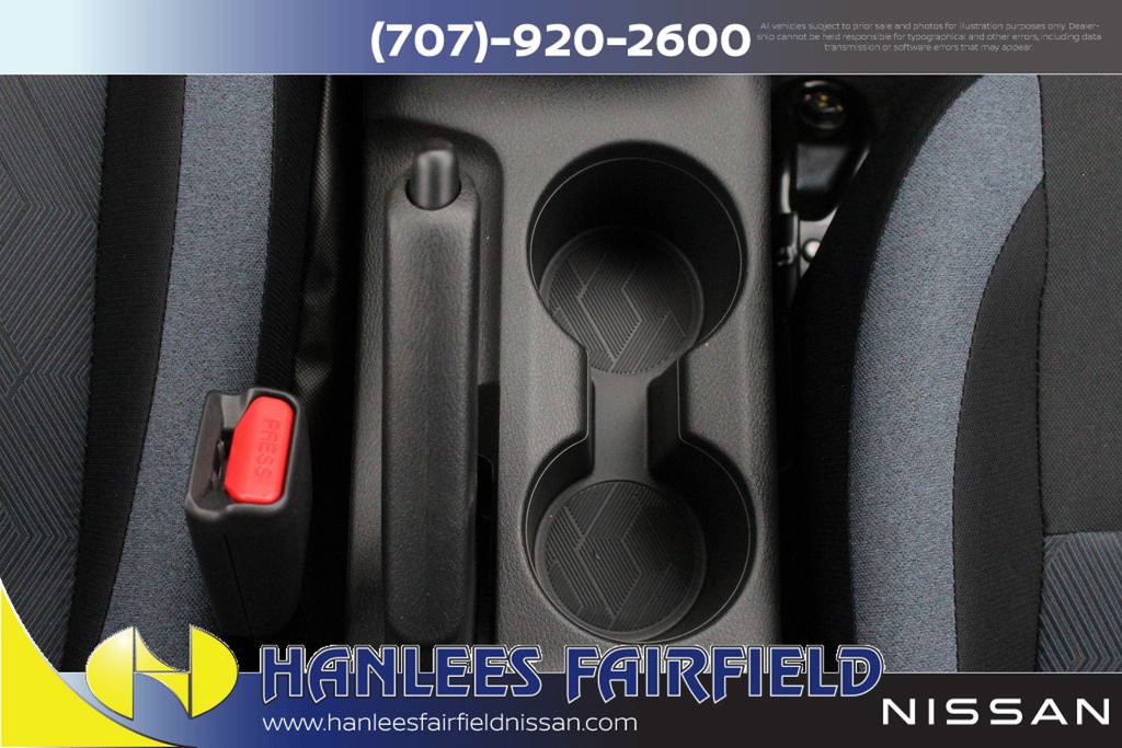 New 2025 Nissan Versa SV w/ Trunk Package FWD image 17
