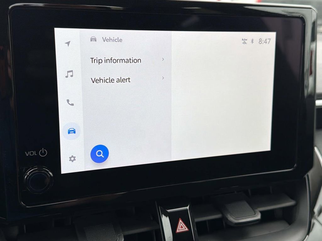 Used 2025 Toyota Corolla LE image 23