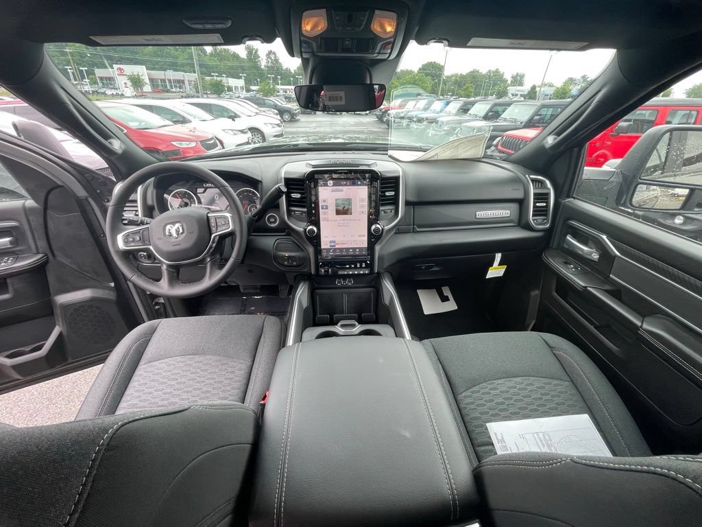 New 2026 RAM 2500 Big Horn AWD/4WD image 3