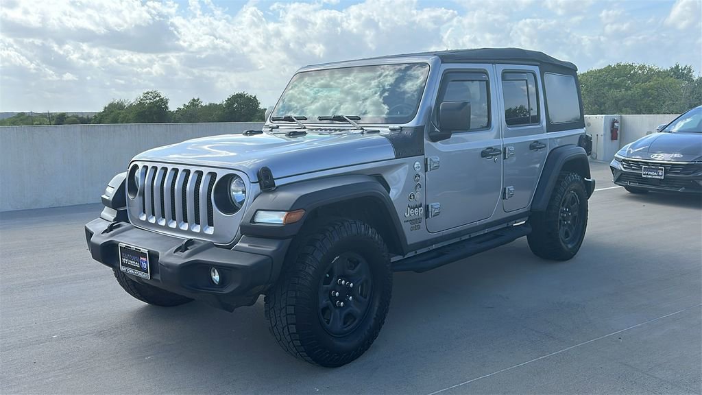 Used 2018 Jeep Wrangler Unlimited Sport image 9