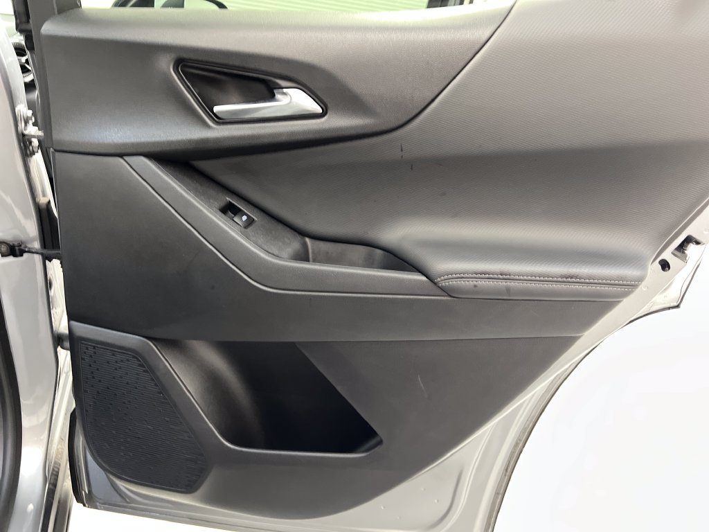 Used 2025 Chevrolet Equinox LT FWD image 25