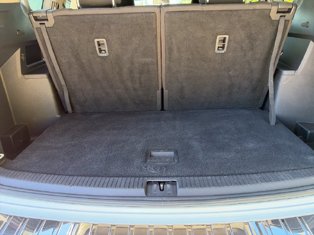 Used 2018 Volkswagen Atlas S FWD image 27