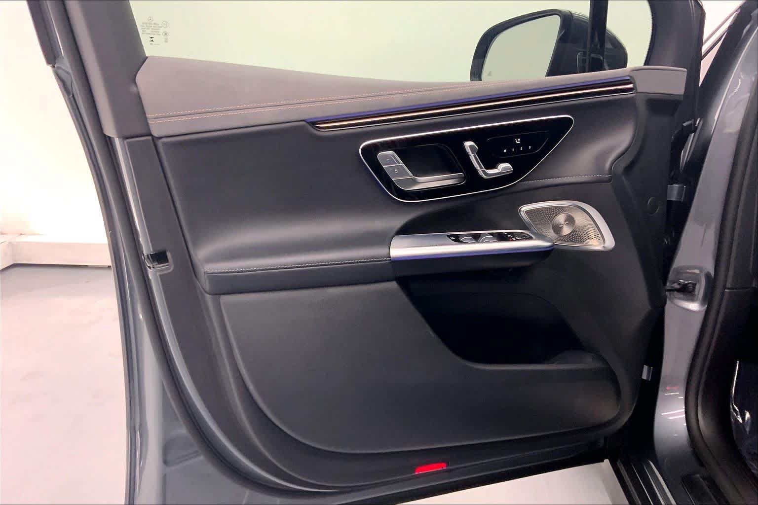 Certified 2023 Mercedes-Benz EQE 350+ SUV image 19