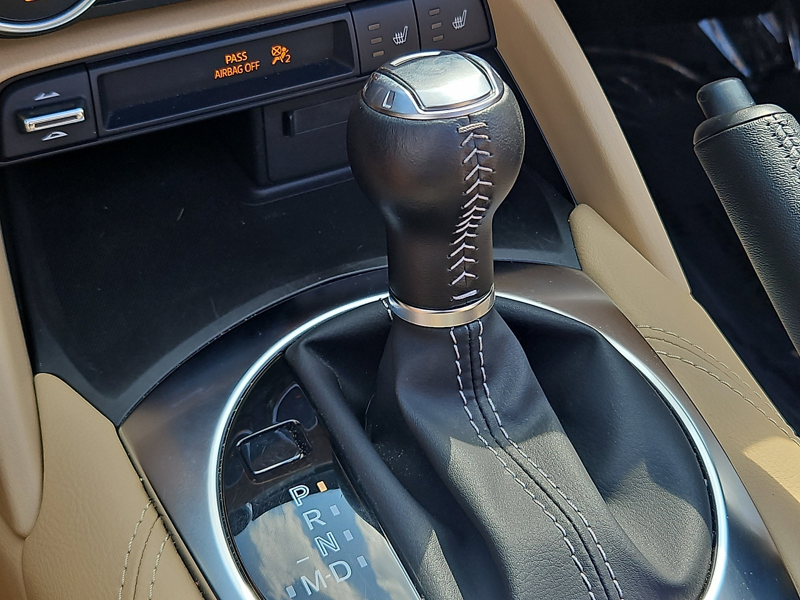 Used 2024 MAZDA MX-5 Miata RF Grand Touring RWD image 13