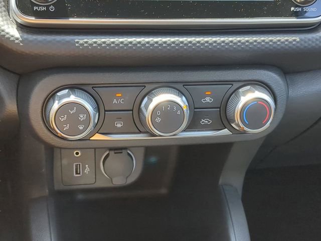 Certified 2025 Nissan Kicks Play S FWD image 19