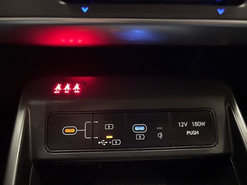 Certified 2024 Hyundai Kona SEL w/ Convenience Package image 20