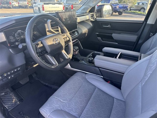 Used 2024 Toyota Tundra Limited image 33