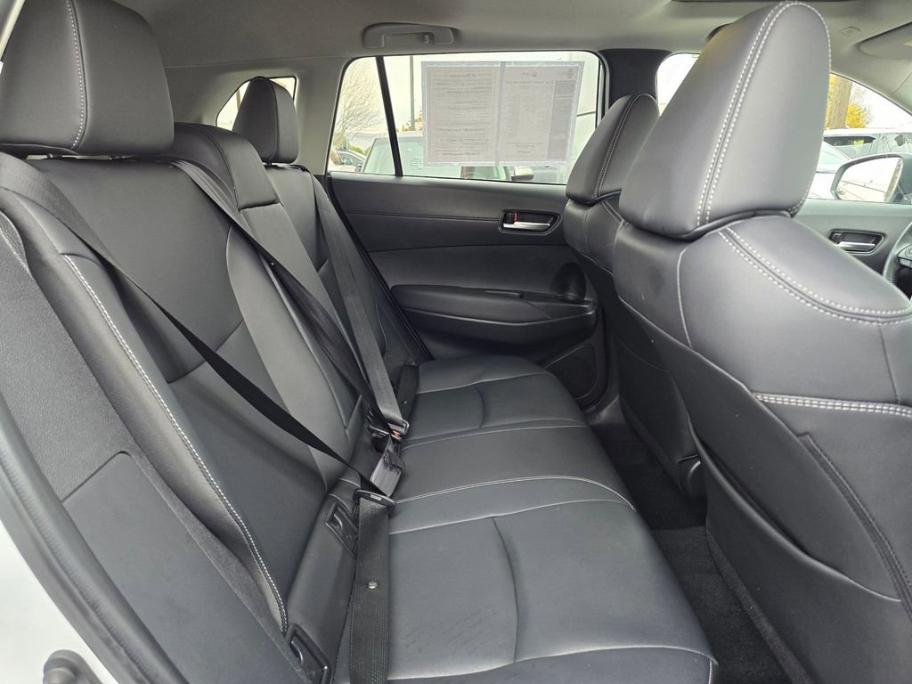 Used 2024 Toyota Corolla Cross XLE w/ Convenience Package image 14
