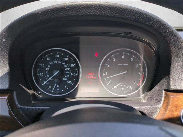 Used 2011 BMW 335i xDrive Sedan AWD/4WD image 11