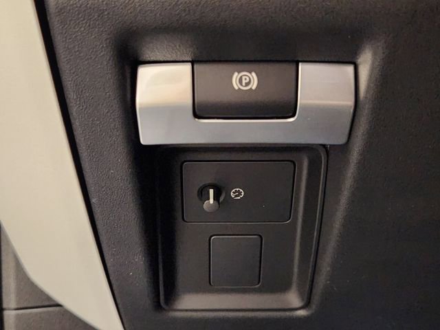 New 2026 Land Rover Defender 110 S AWD/4WD image 21