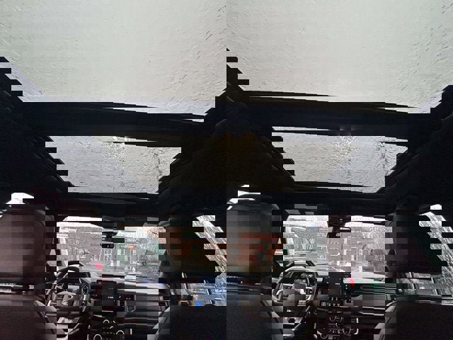 Used 2024 Ford Expedition Limited image 25