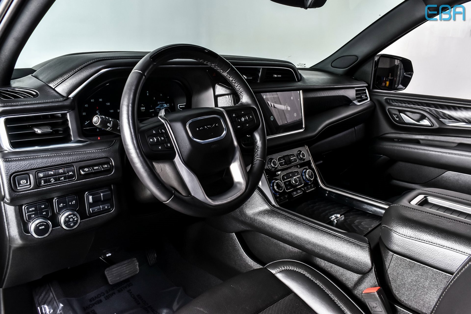 Used 2024 GMC Yukon XL Denali w/ Advanced Technology Package image 15